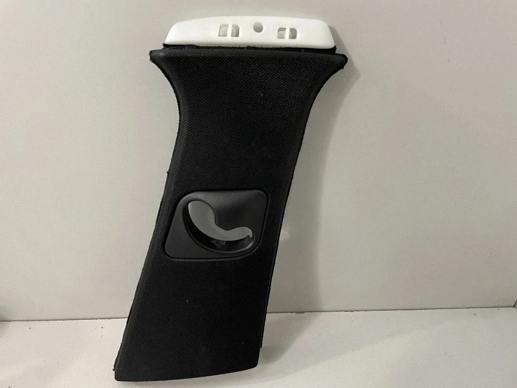 (B) pillar trim (top) – BMW X6 F16 (2014-2017)