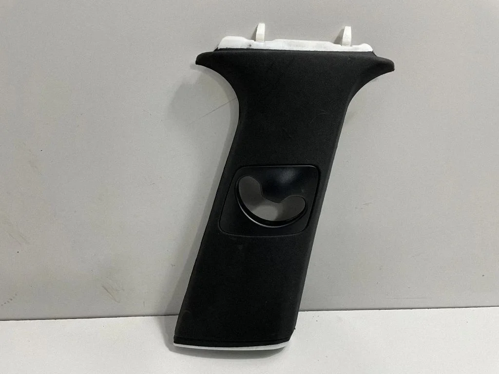 (B) pillar trim (top) – BMW X6 E71 (2008-2014)