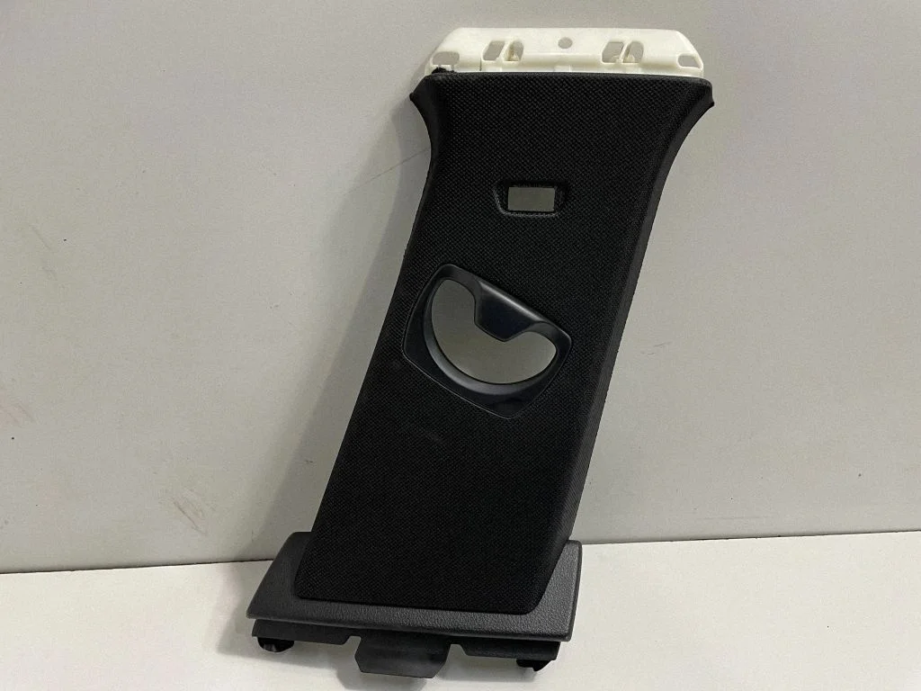 (B) pillar trim (top) – BMW 4 Series F36 Gran coupe (2014-2017)