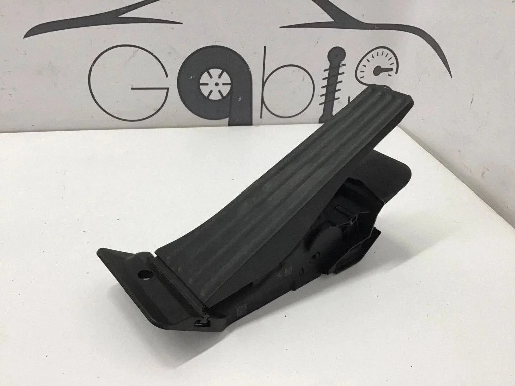 Accelerator throttle pedal – BMW X3 G01 (2018-2024)
