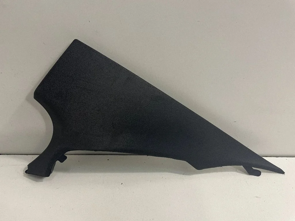 (C) pillar trim – BMW 5 Series G30 G31 G38 (2016-)