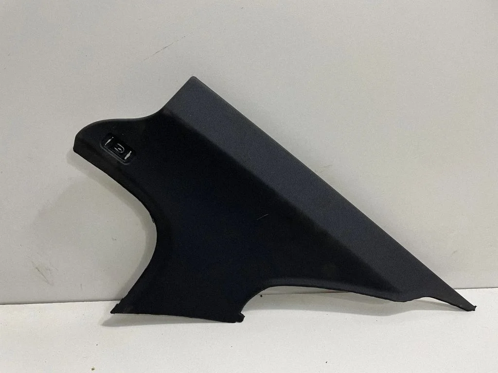 (C) pillar trim – BMW 3 Series E90 E91 (2005-2012)
