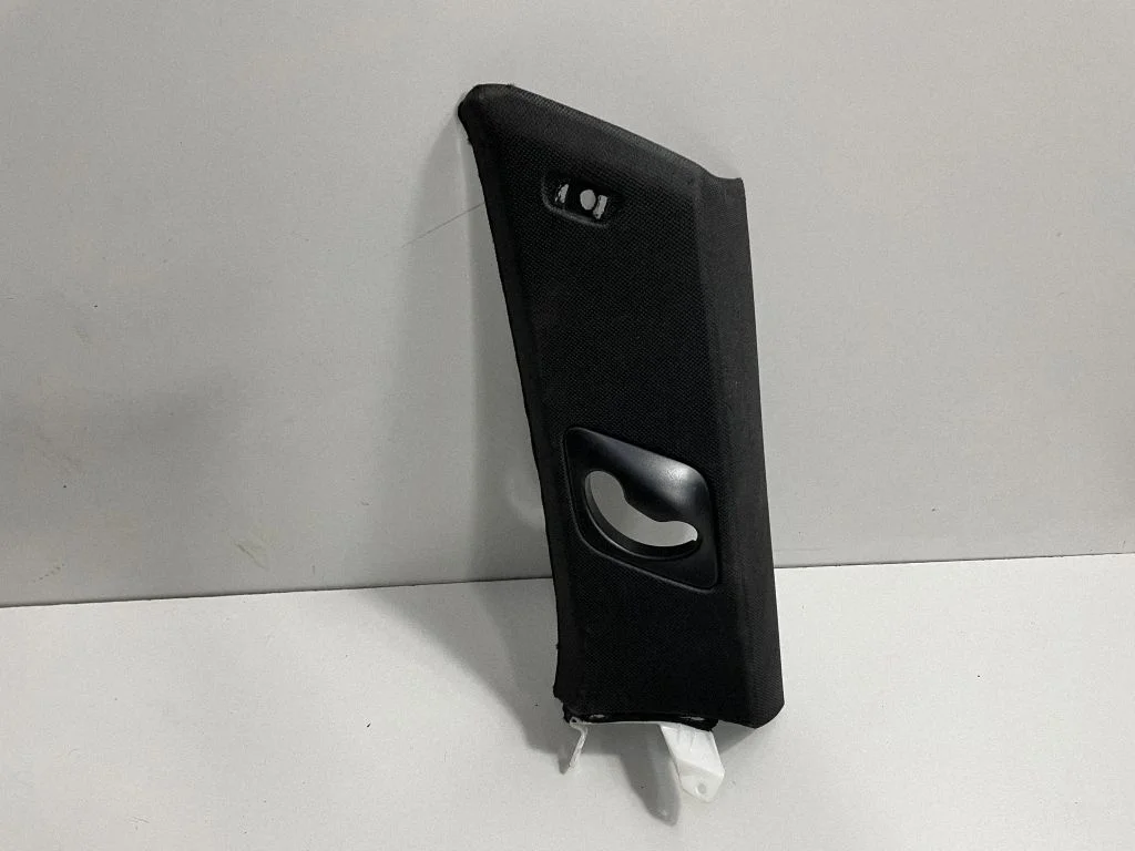 (C) pillar trim – BMW X5 F15 (2013-2017)