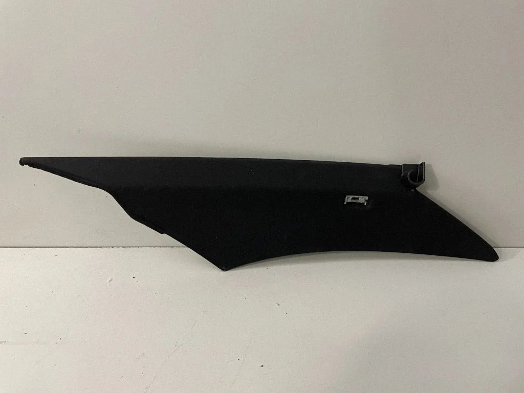 (C) statņa apdare – BMW 5. sērija E60 E61 (2004-2010)