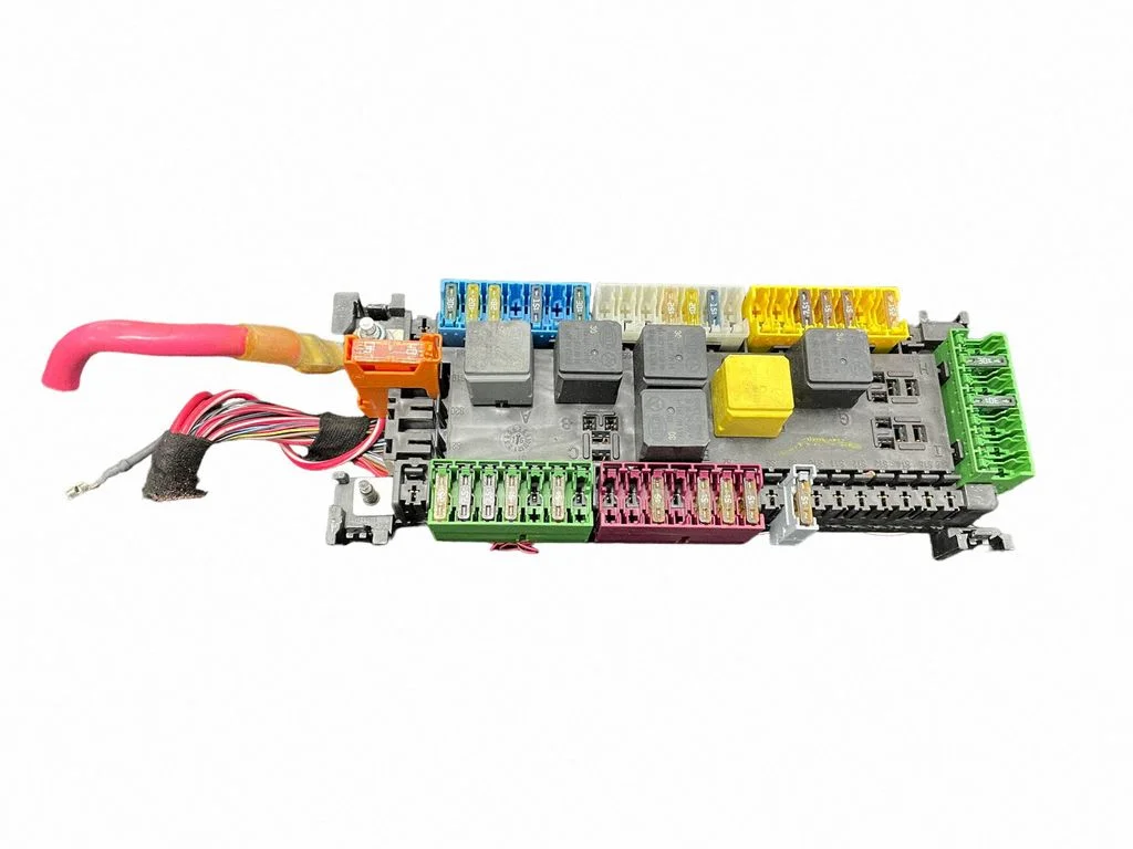 Drošinātāju bloks A1669061202
