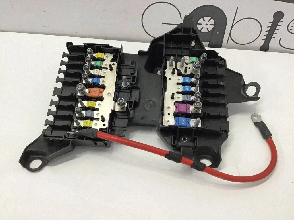 Drošinātāju bloks – Mercedes-Benz EQS X296 (2022-)