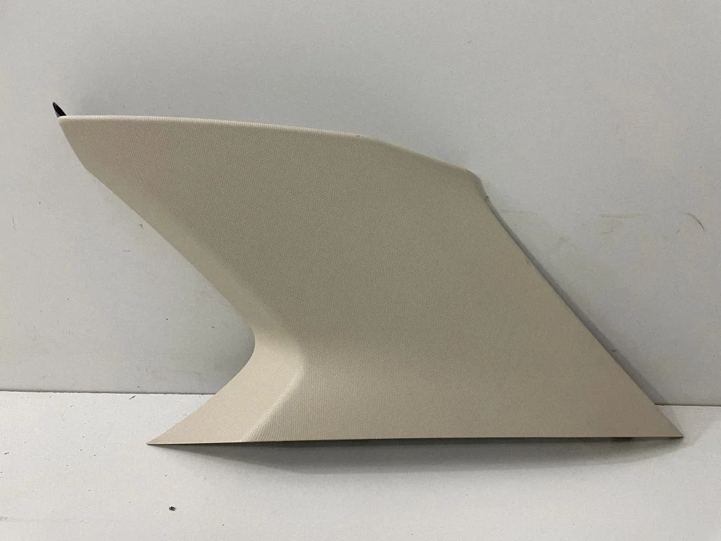 (C) piilari kate – BMW X5 F15 (2013-2017)