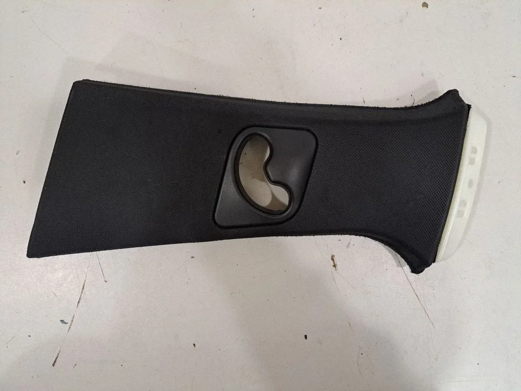 (B) pillar trim (bottom) – BMW X6M F86 (2015-2018)