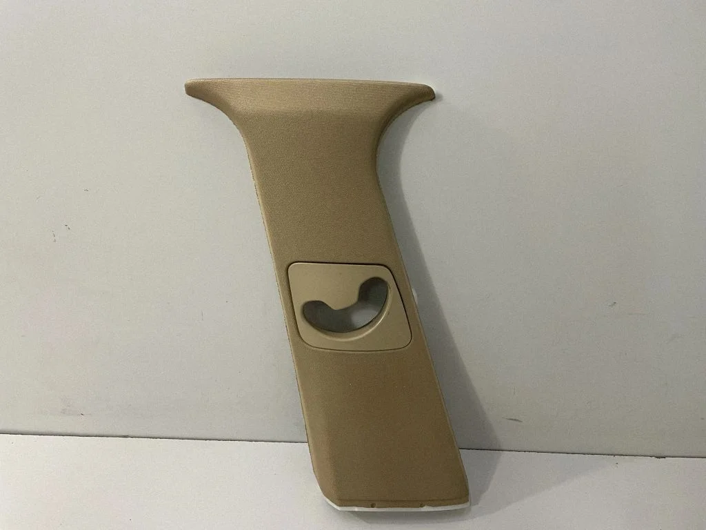 (B) statņa apdare (apakšējā) – BMW X5 E70 (2006-2013)