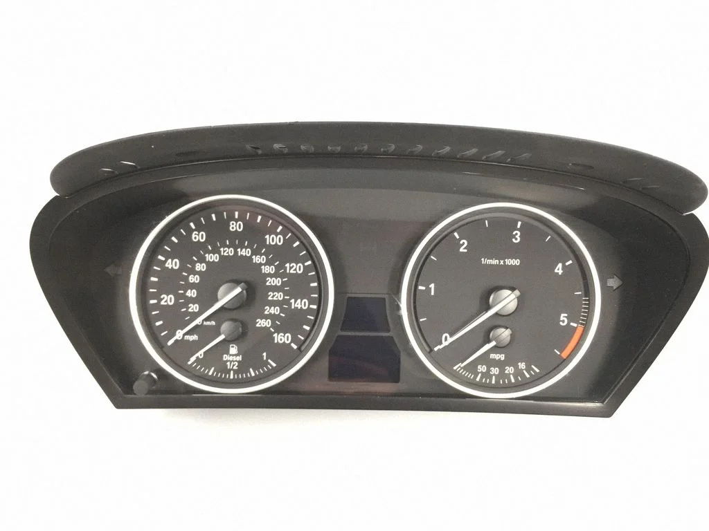 Spidometrs (instrumentu panelis) – BMW X5 E70 (2006-2013)