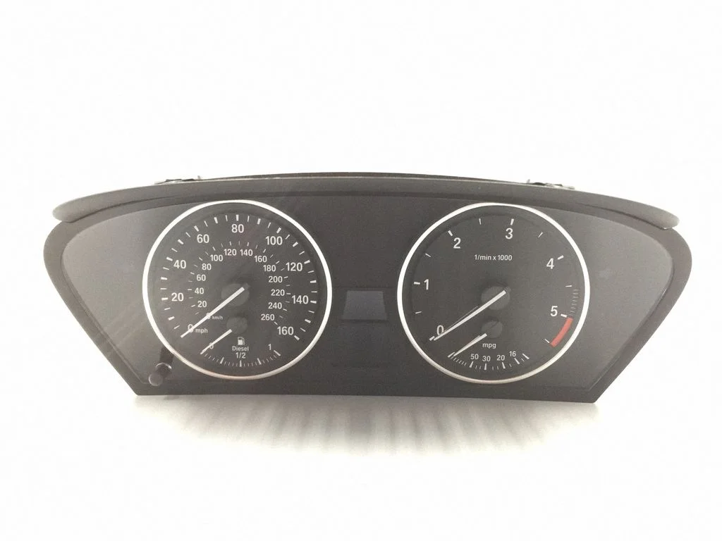 Spidometrs (instrumentu panelis) – BMW X5 E70 (2006-2013)