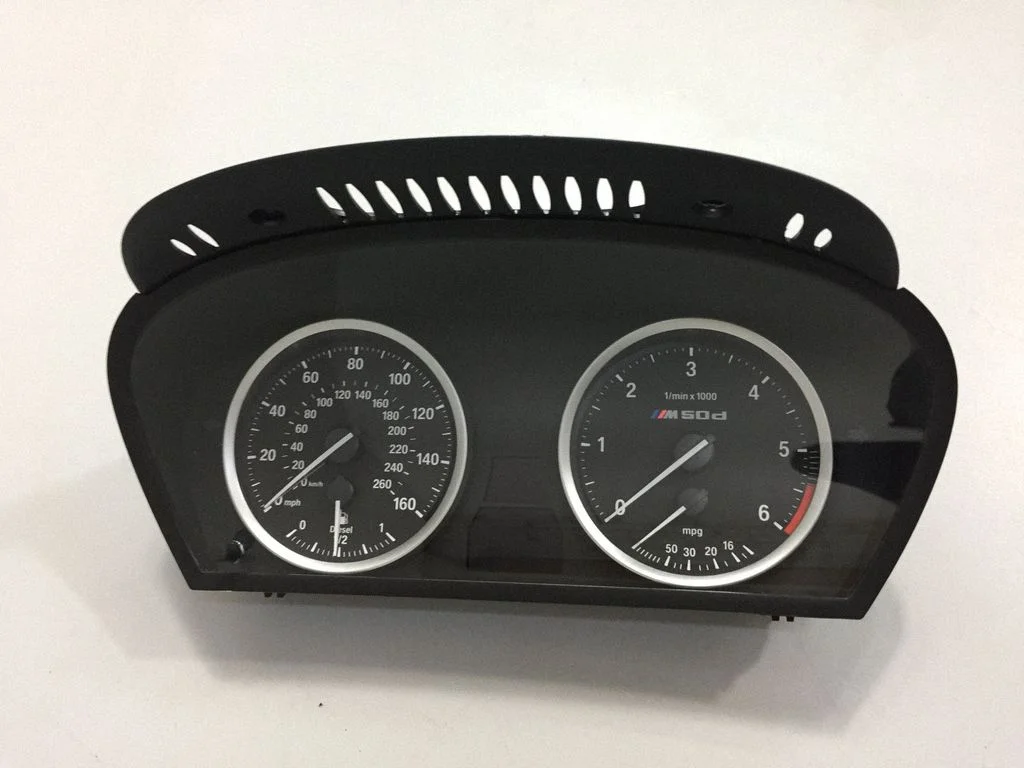 Spidometrs (instrumentu panelis) – BMW X6 E71 (2008-2014)