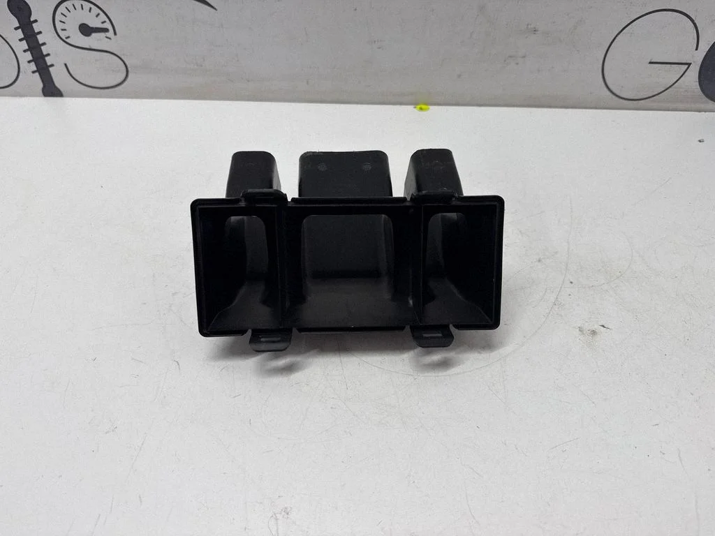 Muu salongiosa 4M0857042