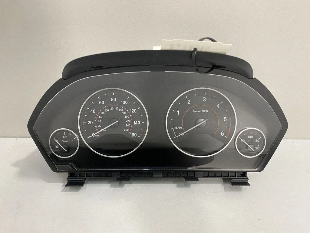 Spidometrs (instrumentu panelis) – BMW 4. sērija F36 Gran coupe (2017-)