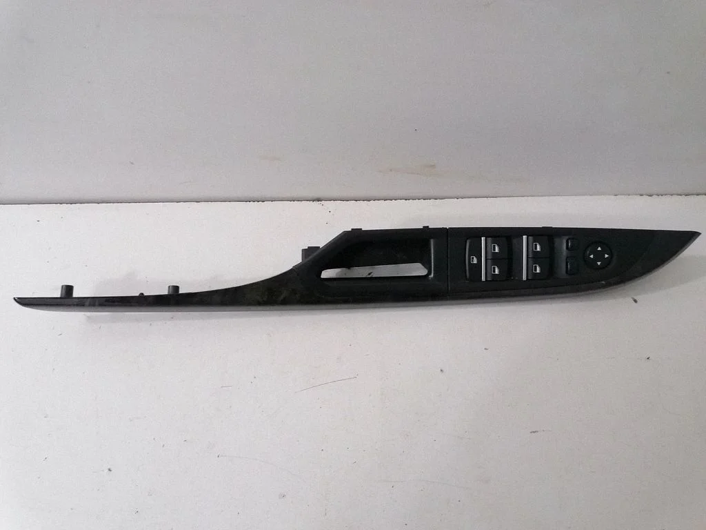 Electric window control switch 9241955