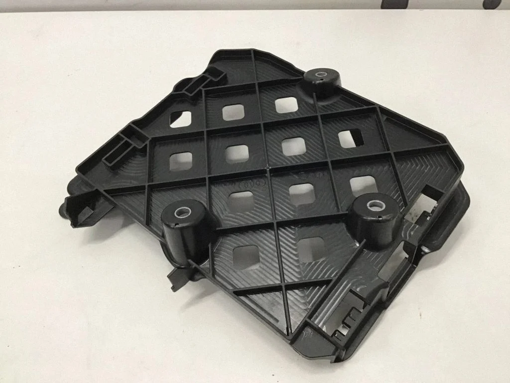Muu salongiosa 4M0907650 – Audi Q7 4M (2015-)