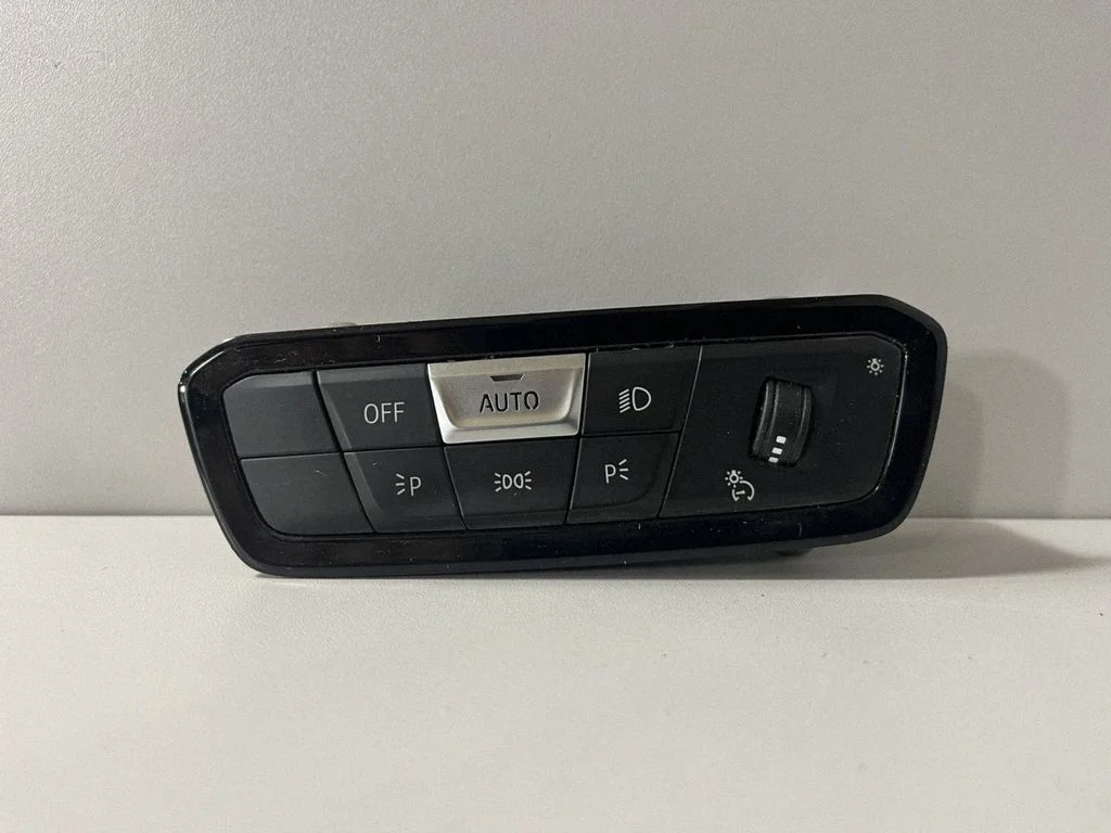 Gaismu slēdzis – BMW 3. sērija G20 G21 (2019-)