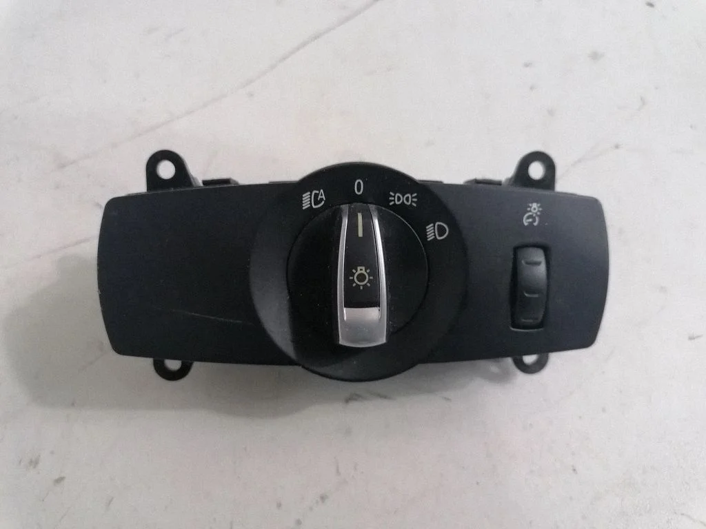 Light switch – BMW 5 Series F10 F11 (2009-2016)