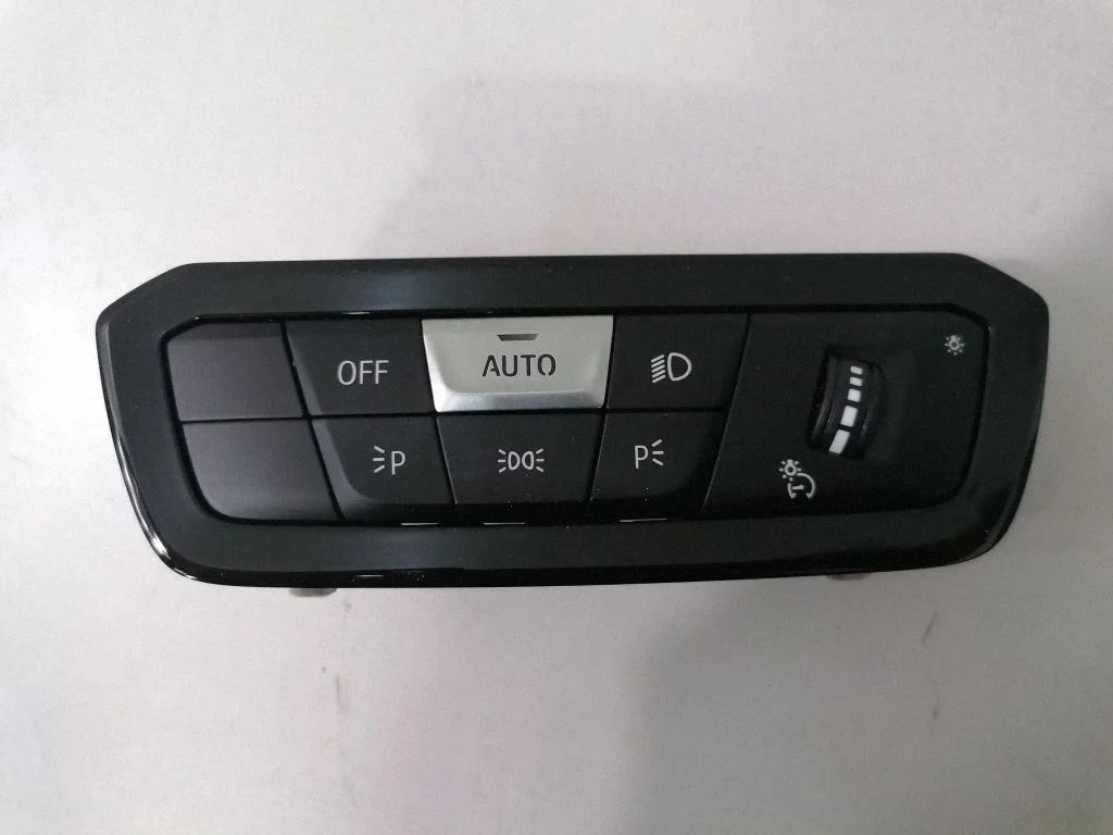Gaismu slēdzis – BMW 3. sērija G20 G21 (2019-)