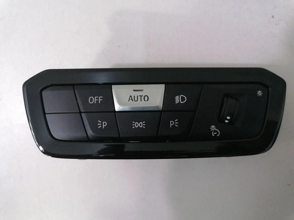 Gaismu slēdzis – BMW 3. sērija G20 G21 (2019-)