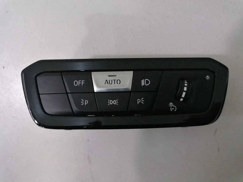 Gaismu slēdzis – BMW 3. sērija G20 G21 (2019-)