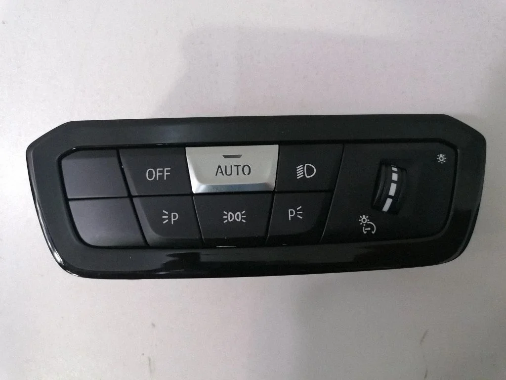 Gaismu slēdzis – BMW 3. sērija G20 G21 (2019-)