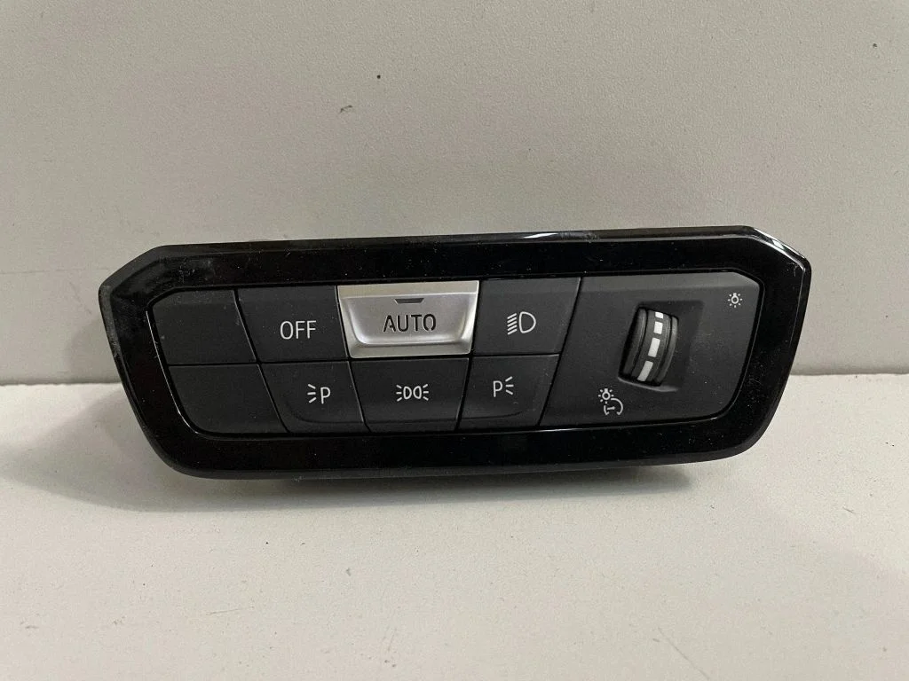 Gaismu slēdzis – BMW 3. sērija G20 G21 (2019-)