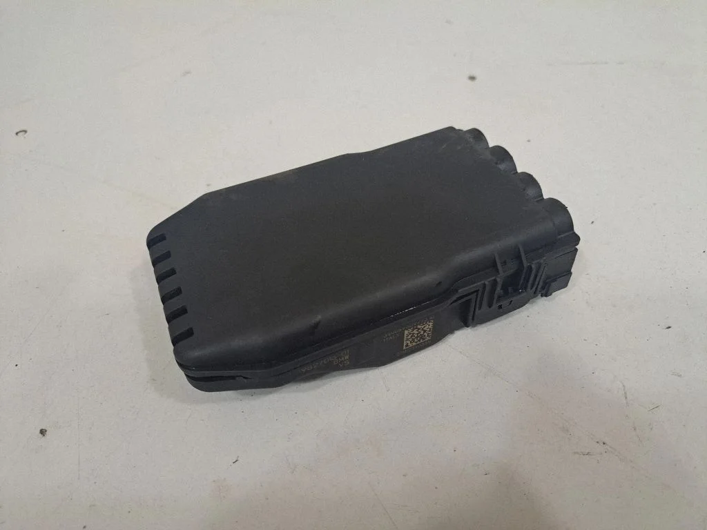 Vooluregulaatori relee 9827013 – BMW iX1 (2022-)