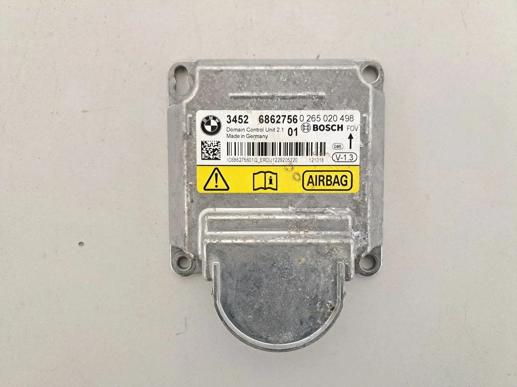 Drošības spilvenu vadības bloks 6862756