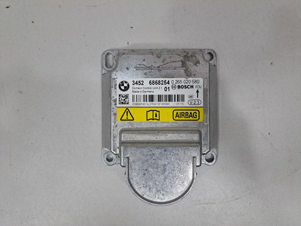 Drošības spilvenu vadības bloks 6868254