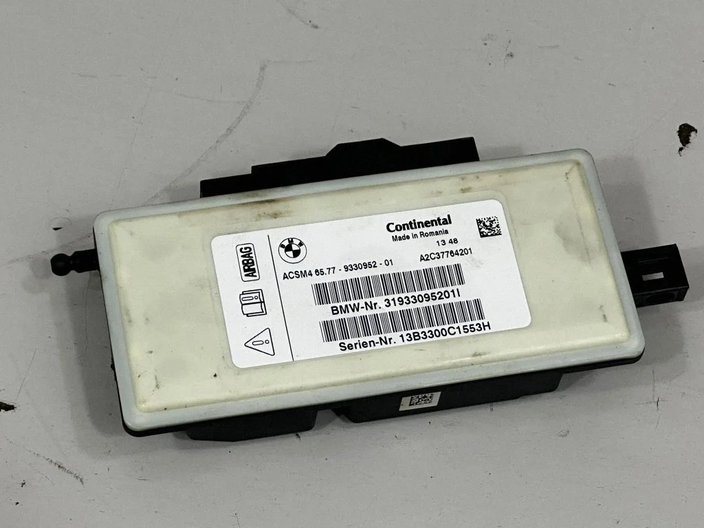 Airbag control unit/module 9330952