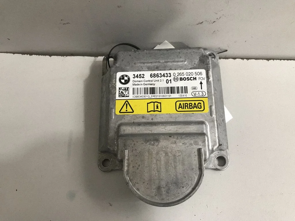 Drošības spilvenu vadības bloks – BMW 3. sērija F30 F35 F31 (2012-2018)