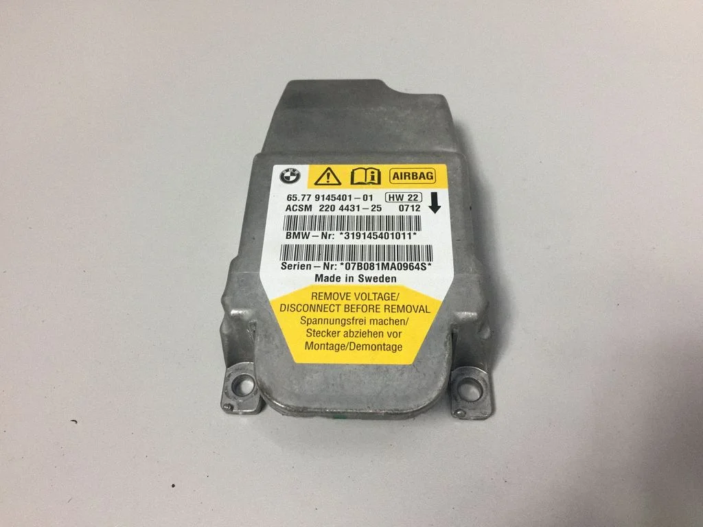 Drošības spilvenu vadības bloks – BMW 5. sērija E60 E61 (2004-2010)