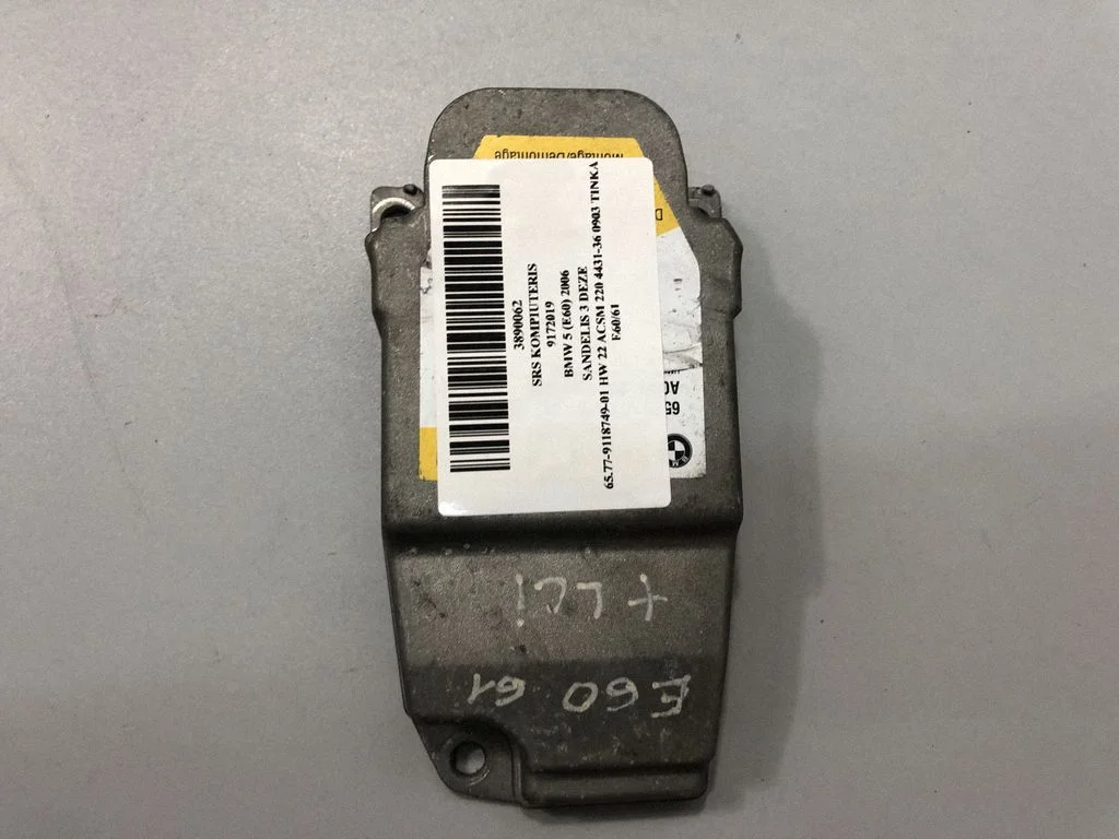 Drošības spilvenu vadības bloks – BMW 5. sērija E60 E61 (2004-2010)