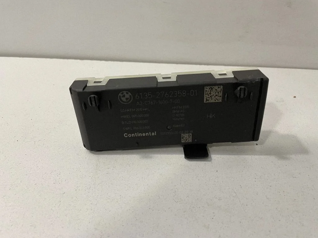 Pakiruumi luugi juhtplokk – BMW Series 8 M8 F91 F92 G14 G15 (2019-)