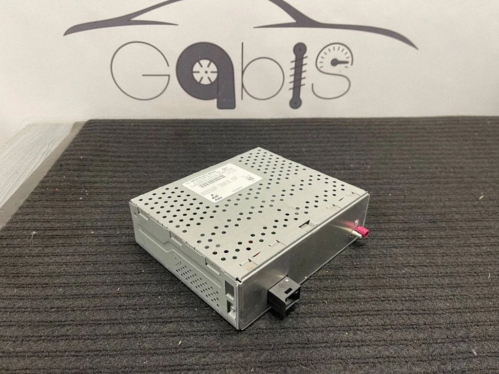 Radio/CD/DVD atskaņotājs/navigācija A2229009211