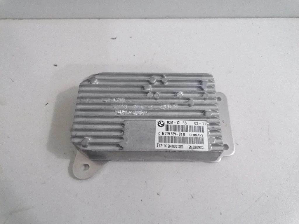 Citi vadības bloki/moduļi 6799659