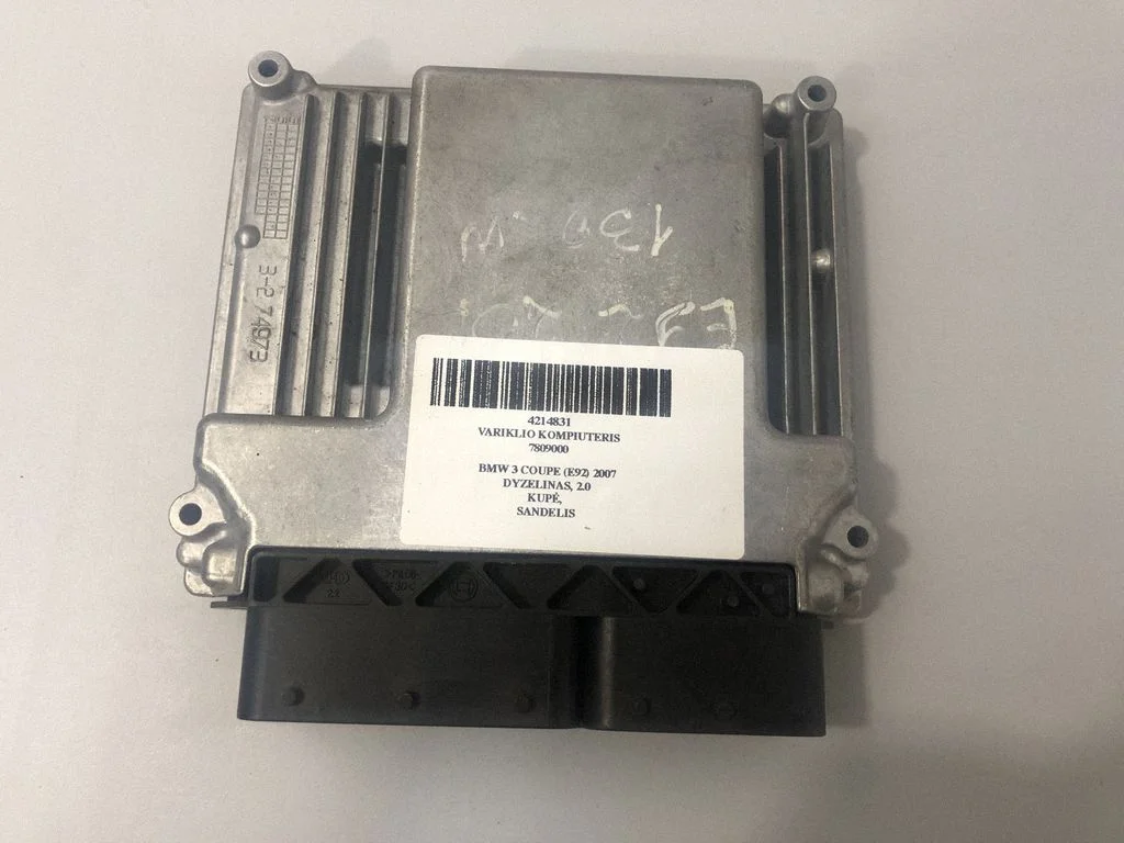 Dzinēja vadības bloks – BMW 3. sērija E92 E93 (2005-2014)