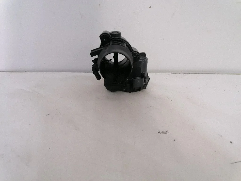 Throttle valve – BMW 4 Series F32 F33 (2013-2020)
