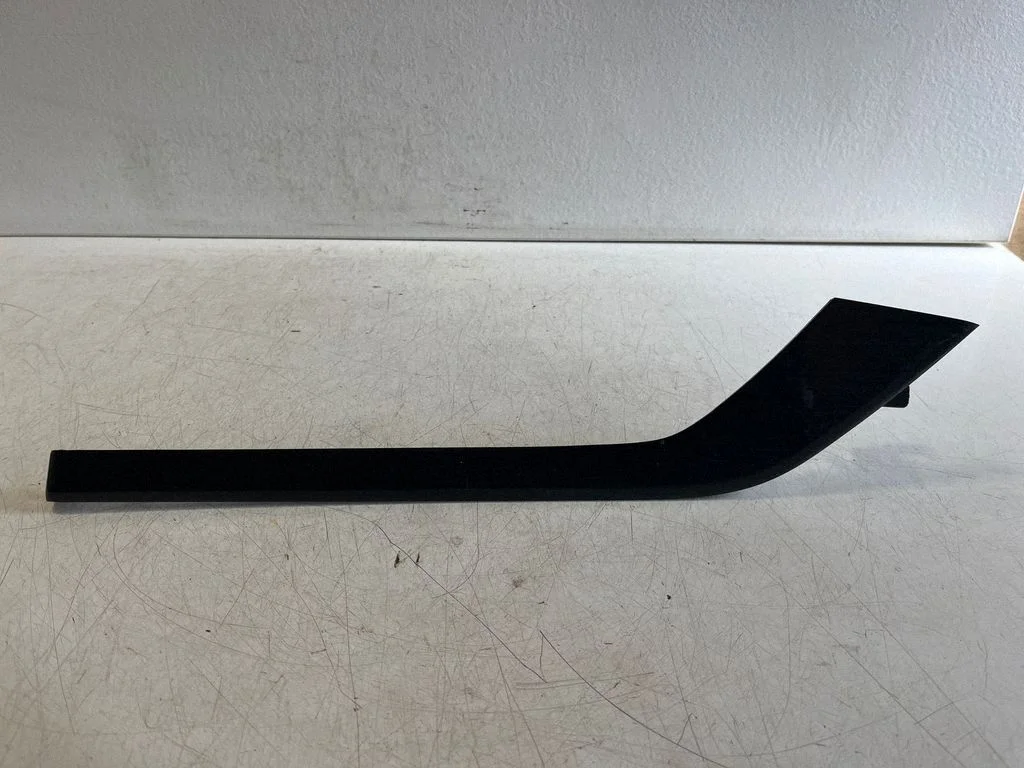Tagumise ukse viimistlusriba 4M0867420 – Audi Q7 4M (2015-)