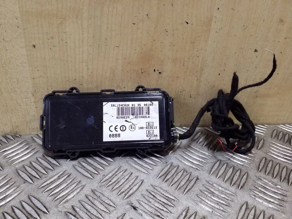Phone control unit/module 5RLJ34E0UK