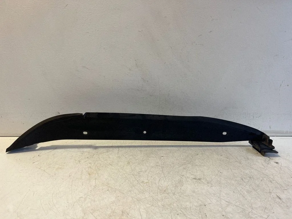 Fender end trim – Porsche Macan (95B) (2014-2018)