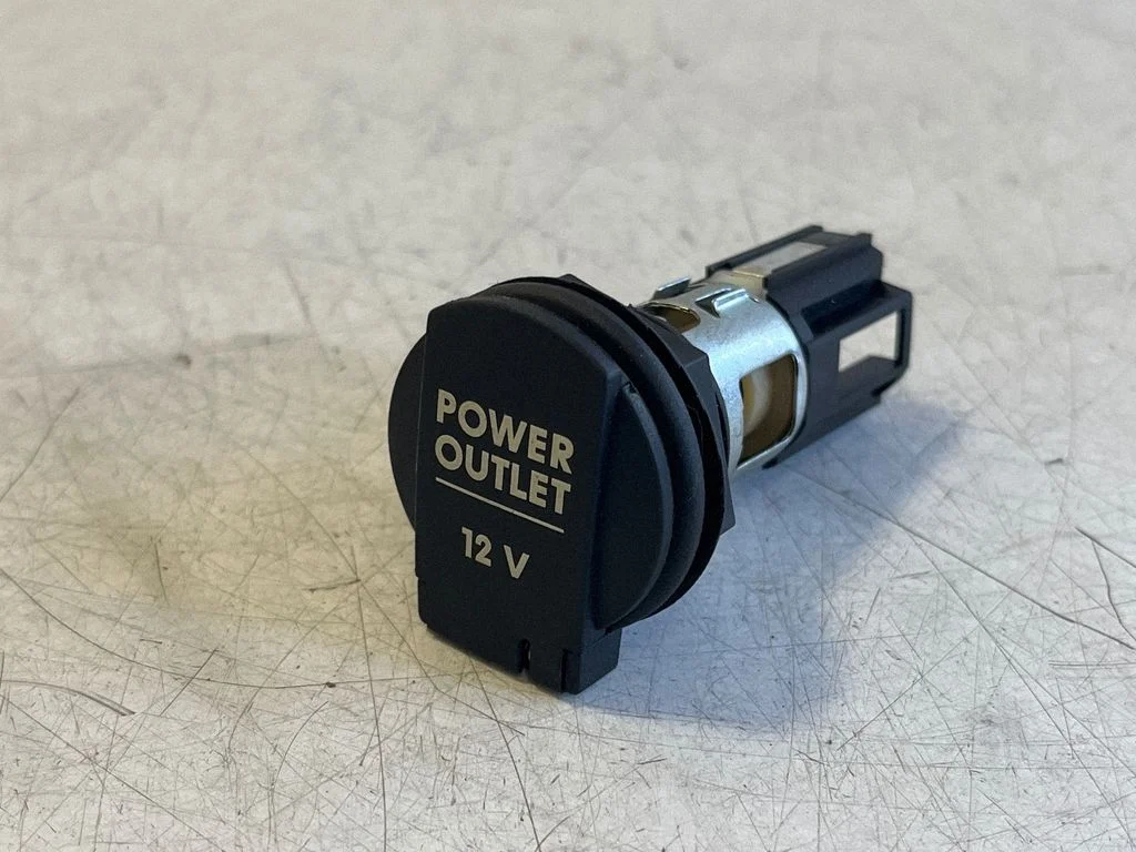 12 V lizdas (gale)