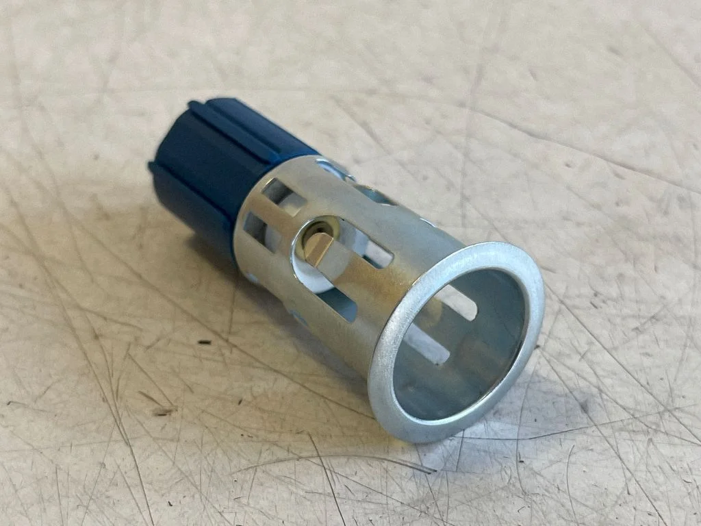 12 V lizdas (gale)