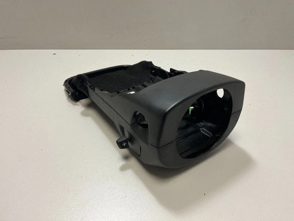 Stūres statnes apdare – BMW X6 G06 (2019-)