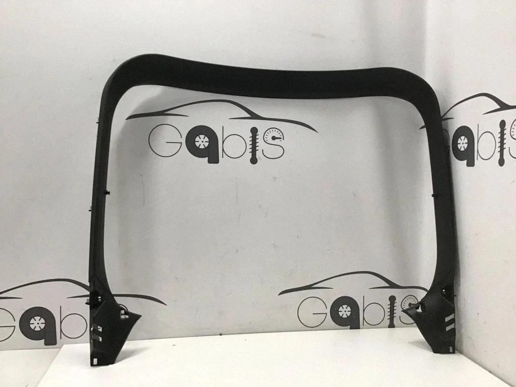 Tailgate trim 3G8867603