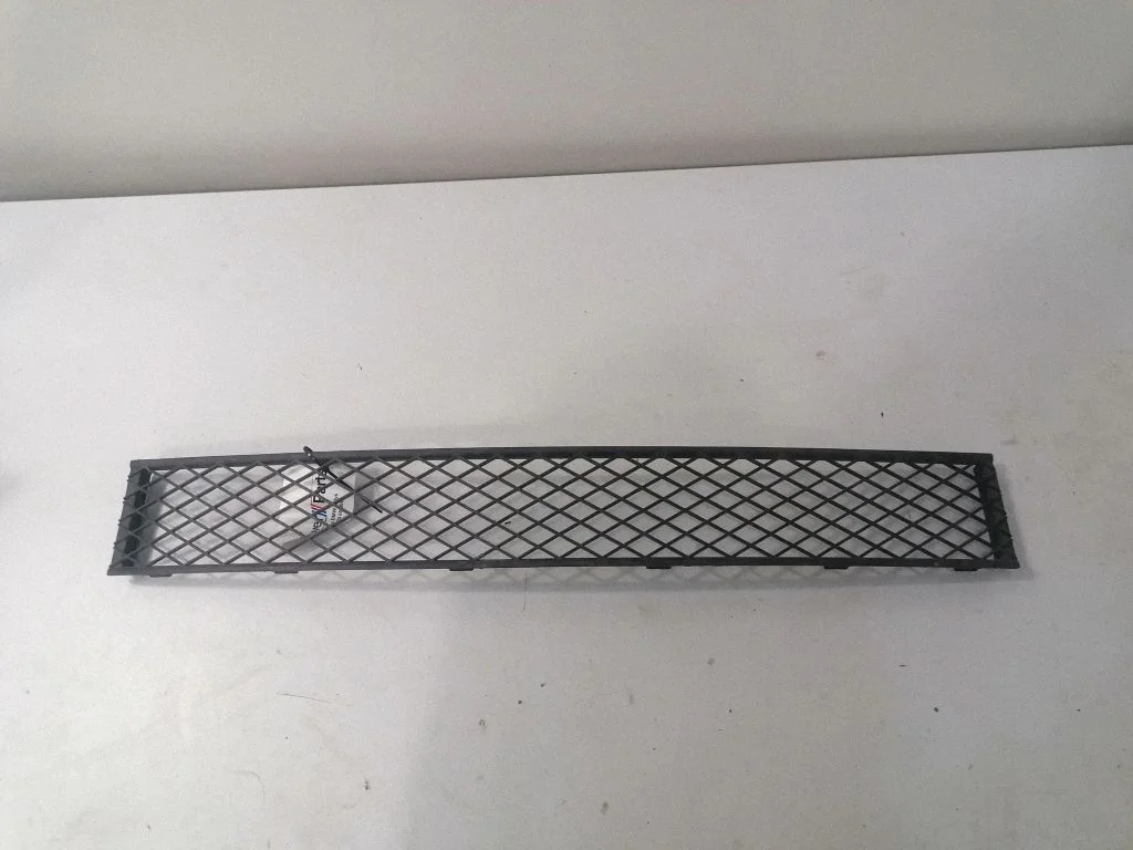 Front grill – BMW 7 Series F01 F02 F03 F04 (2008-2016)