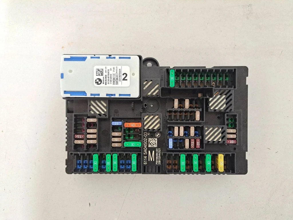 Kaitsmeplokk 5A04502 – BMW X4 G02 (2018-)