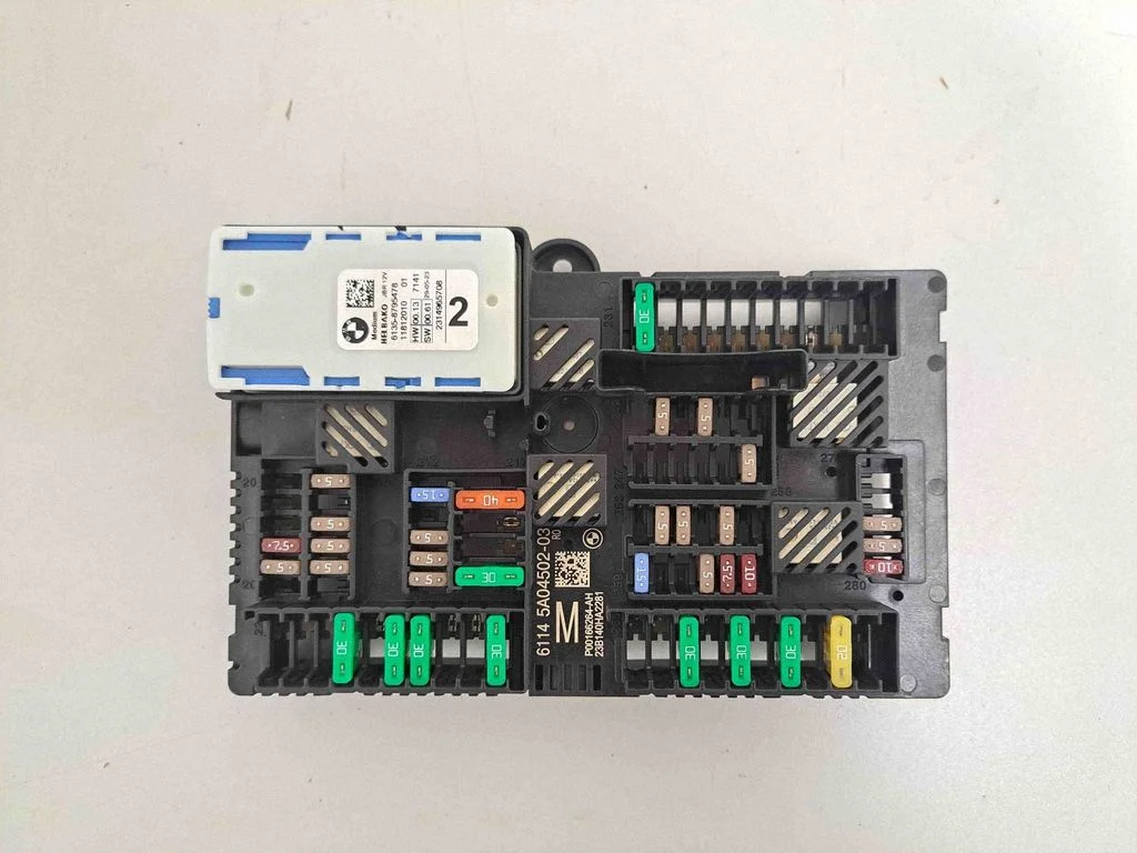 Drošinātāju bloks 5A04502