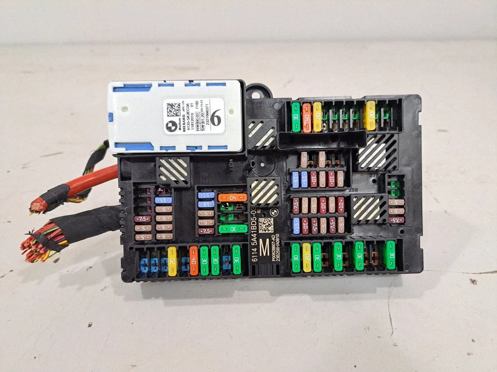 Fuse module – BMW X7 G07 (2018-)